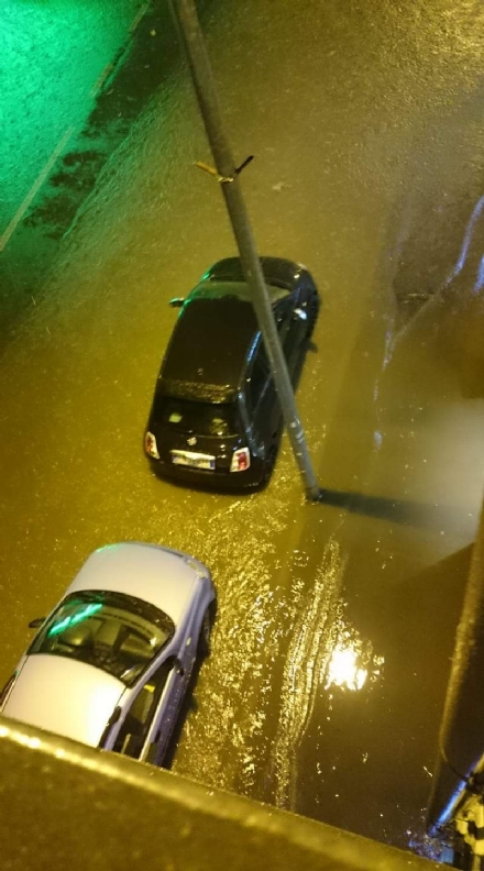 TORINO SUD - Violento nubifragio con grandine e pioggia, allagamenti a Moncalieri, Nichelino, La Loggia e Trofarello - FOTO