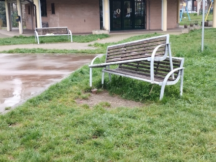 NICHELINO - Vandali tornano a devastare aree pubbliche: quartiere Bengasi nel mirino