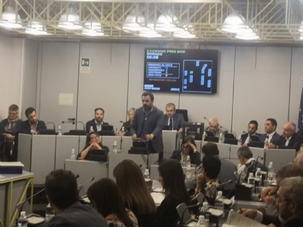 MONCALIERI - Scontro in Consiglio comunale sulla 'messa alla prova' del sindaco