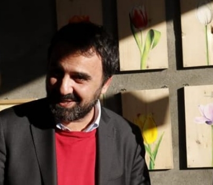 MONCALIERI - Il sindaco insultato dagli 'haters' sui social per aver tenuto le scuole aperte