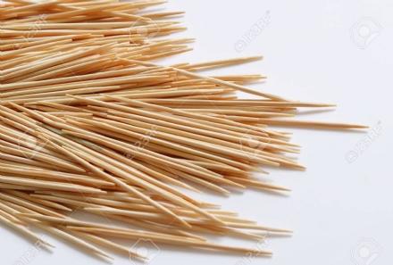 PIOSSASCO - Mettevano gli stuzzicadenti per bloccare i campanelli, fermati dai carabinieri