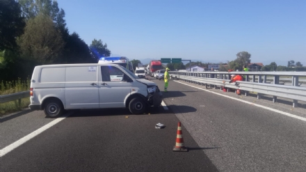 INCIDENTE - Orbassanese si schianta sulla Torino-Pinerolo, grave al Cto