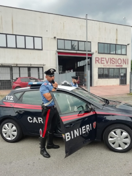 LA LOGGIA - Ubriaco aggredisce i carabinieri in un locale: arrestato