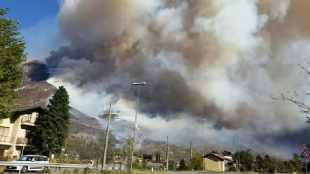 CINTURA - Dramma incendi, L'Asl To 3: «Non uscite di casa se potete»