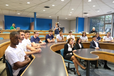SCUOLA - 'La quinta rivoluzione industriale' alla Saa con 60 studenti per un premio da 1000 euro