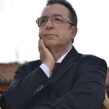 NICHELINO - L'affondo dell'ex sindaco Riggio: 'Tolardo usa il ruolo come proprietà personale'