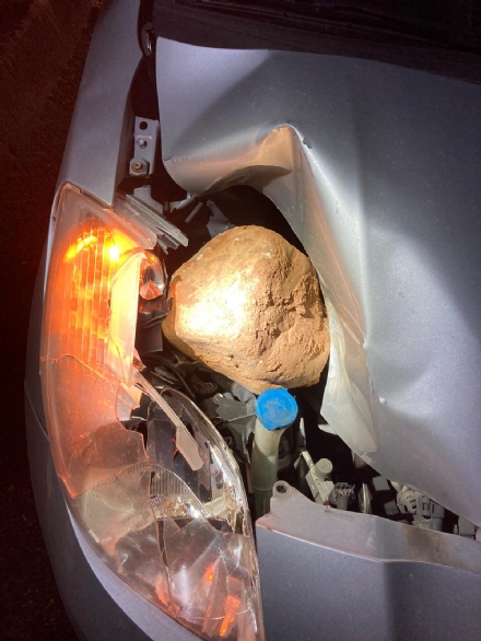 CRONACA - Rintracciati i minorenni che colpirono con un sasso in autostrada il lavoratore di Piossasco