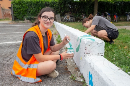 CARMAGNOLA - Nuova edizione di Piazza Ragazzabile con lo schiuma party in rosa antiviolenza
