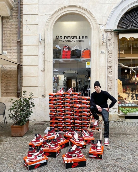 Mister Reseller il tempio delle sneaker in edizione limitata