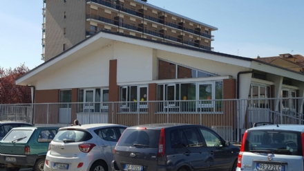 ORBASSANO - Allarme bomba alla scuola materna Andersen: bimbi evacuati per precauzione