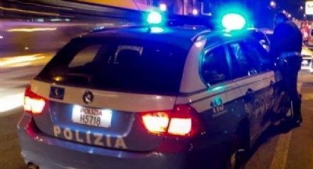 ORBASSANO - Non si fermano all'alt: notte di inseguimento su strada Torino