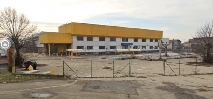 TROFARELLO - Al posto dell'ex Carrefour un market all'ingrosso e zona commerciale