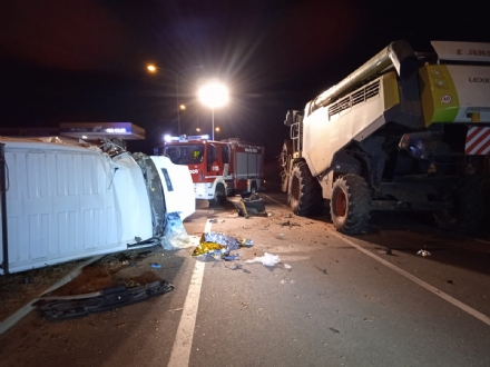 OSASIO - Grave incidente sulla provinciale 138: auto contro mietitrebbia, un uomo in ospedale