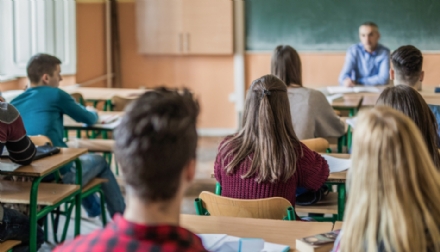 MONCALIERI - Orientamento scolastico: incontro informativo dedicato a famiglie di giovani con disabilità