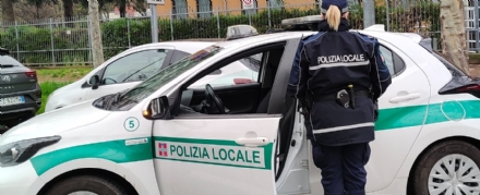 NICHELINO - Guidava una macchina rubata: lui e il passeggero denunciati per ricettazione
