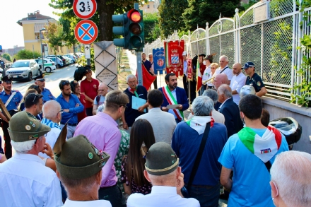MONCALIERI - La città ha ricordato i tre ragazzi fucilati in viale Porta Piacentina - FOTO