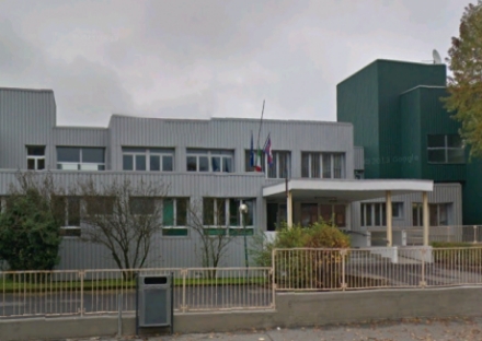 ORBASSANO - Alla scuola media Fermi si lavora per il risparmio energetico: 300 mila euro per le luci led