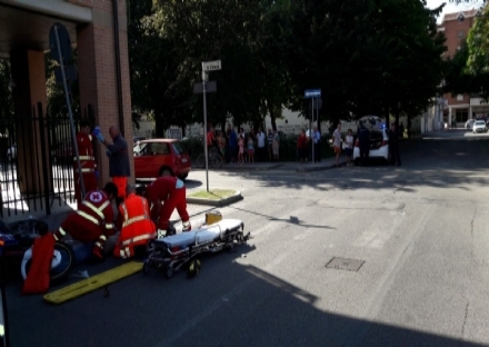 NICHELINO - E'morto l'uomo di 38 anni coinvolto nell'incidente in moto in via Damiano Chiesa