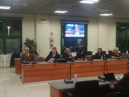 NICHELINO - Nuovo ribaltone in consiglio: in quattro passano all'opposizione