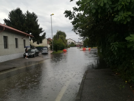 MONCALIERI-NICHELINO - Il maltempo colpisce la cintura sud: disagi, strade allagate e sottopassi chiusi