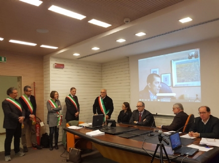 TROFARELLO - Ferrovia Gtt scadente: i sindaci protestano a Torino