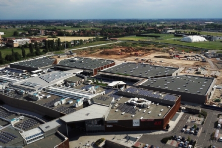 VINOVO - Si amplia Mondojuve: altri 15 mila metri quadri di negozi e 300 posti di lavoro