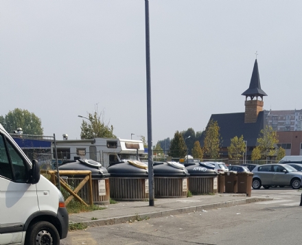 MONCALIERI - Continuano gli arrivi dei Rom in corso Rosselli. Sequestrati tre furgoni