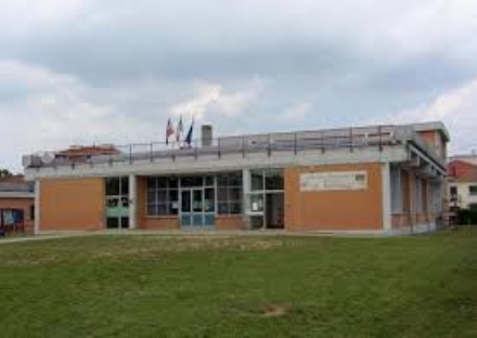 ORBASSANO - Arriva la ztl davanti alle scuole in orario di entrata e uscita studenti