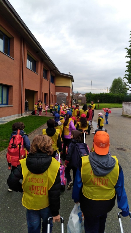 RIVALTA - Nella frazione di Pasta si va a scuola con il Pedibus