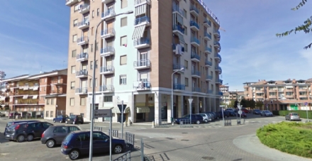 CARMAGNOLA - Morto da giorni in casa, lo trovano i vigili del fuoco