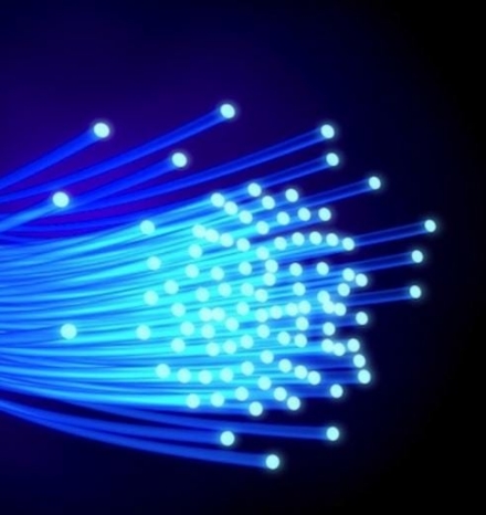 NICHELINO - Arriva la fibra ottica ultraveloce Tim: 15 mila case collegate