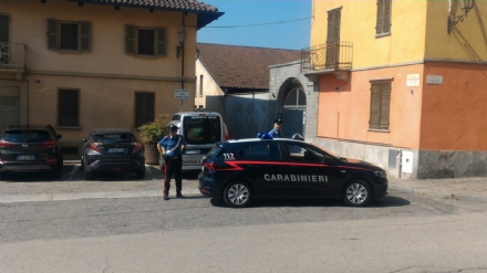 TROFARELLO - Fermata auto di un topo d'appartamento: bloccato per furto