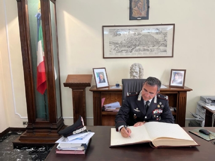 MONCALIERI - Il nuovo comandante della Legione carabinieri in visita al Castello