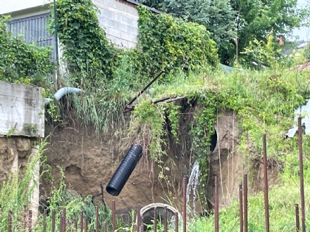 MONCALIERI - Crollo della scarpata tra strada Cigala e Boccia D'oro