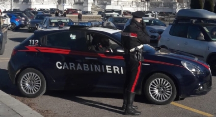 MONCALIERI - Furto in un negozio che trasferisce denaro all'estero