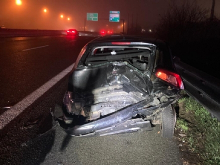 TANGENZIALE SUD - Incidente stradale a Stupinigi, tre auto coinvolte: due feriti - FOTO