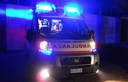 MONCALIERI - Colpito dal treno merci in transito mentre si trova in stazione: muore 43 enne