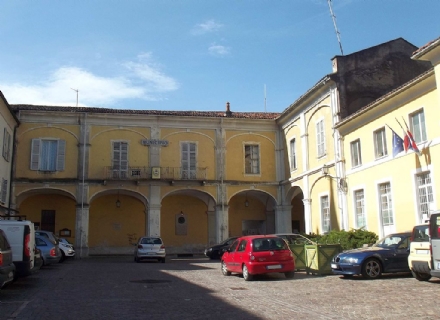 PIOSSASCO - Il Comune vuole aumentare la sorveglianza dopo il caos-vandali