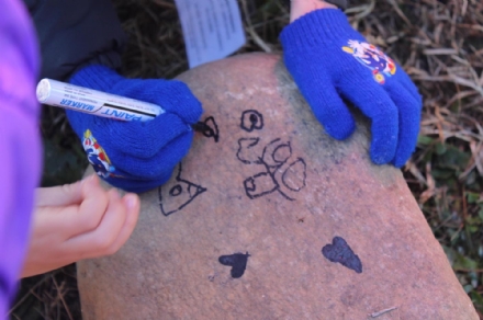BEINASCO - Posa della prima pietra del nuovo Polo dell'infanzia: i bambini la disegnano con i loro sogni