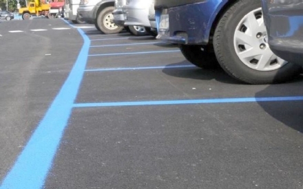 MONCALIERI/ORBASSANO - Stop per due settimane alla sosta a pagamento in zona blu