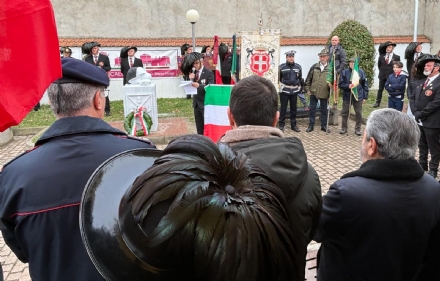 MONCALIERI - Inaugurato il monumento in ricordo dei militari caduti nelle operazioni di Pace