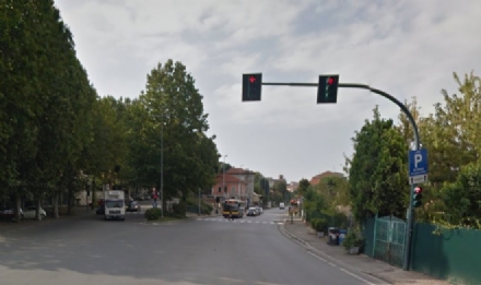 MONCALIERI - Dal mese di maggio acceso il vista red tra viale del Castello e strada Torino