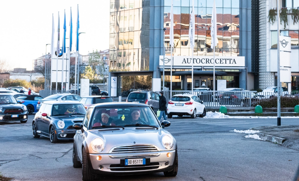 MONCALIERI - Autocrocetta con Forma Onlus per i bimbi dell'ospedale Regina Margherita - FOTO