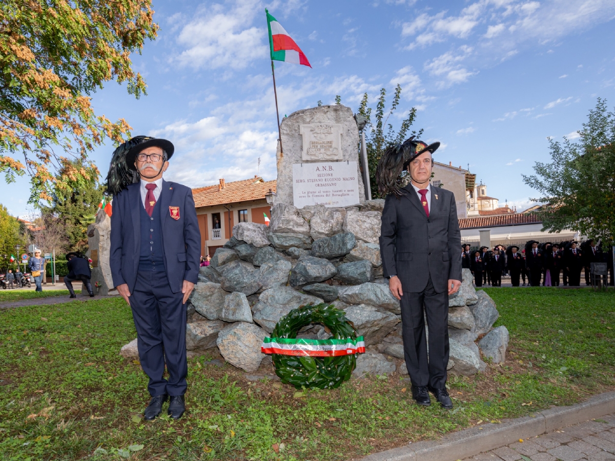 ORBASSANO - Oltre 500 fanti piumati per il raduno regionale dei bersaglieri - FOTO