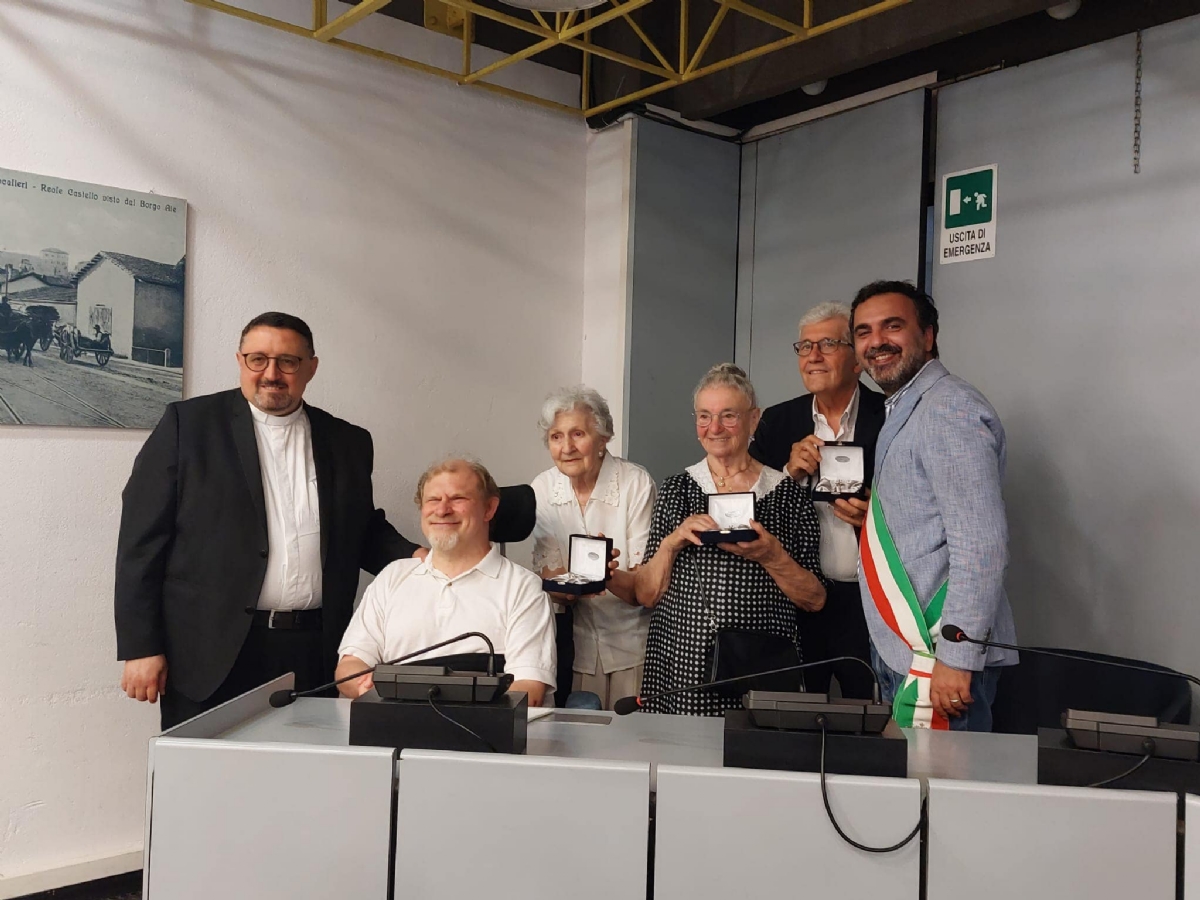 MONCALIERI - Il Giglio d'Argento consegnato ai moncalieresi che fanno grande la città - FOTO