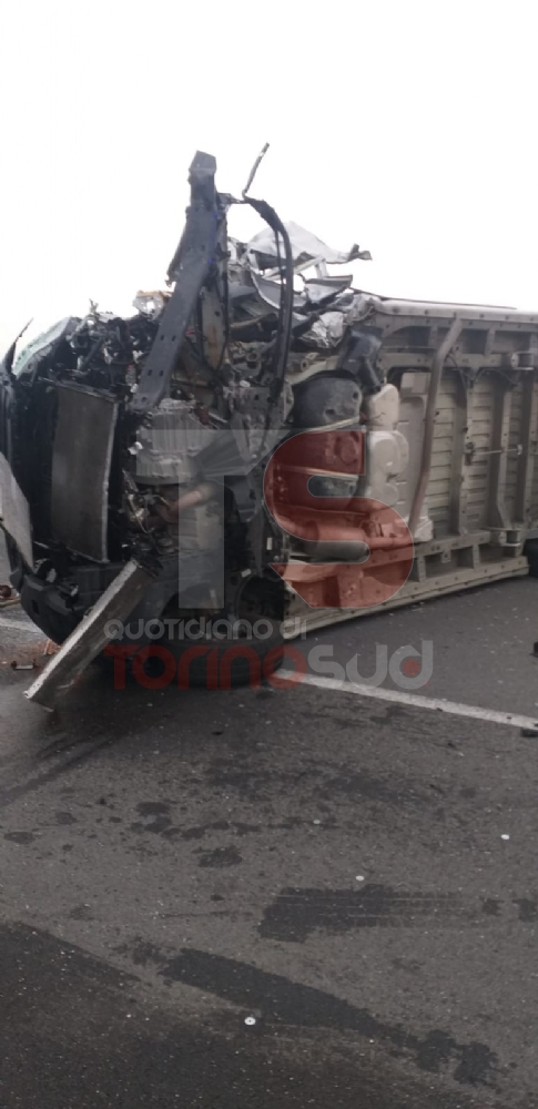 LA LOGGIA - Grave incidente sulla variante: 4 auto coinvolte, ci sono feriti