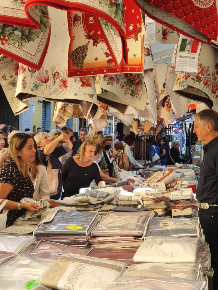 RIVALTA - «Gli Ambulanti di Forte dei Marmi®» sabato 2 marzo - FOTO