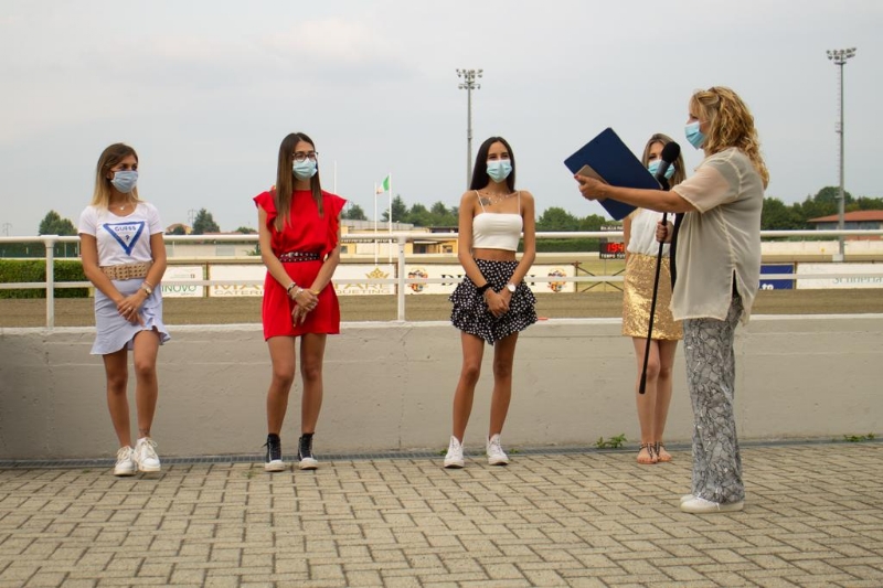 MISS ITALIA - Il primo casting post Covid a Vinovo: in passerella anche tre ragazze di Moncalieri - FOTO