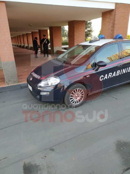 MAMMA UCCIDE LA FIGLIA DISABILE A MARTELLATE: DRAMMA IN UN ALLOGGIO DI ORBASSANO