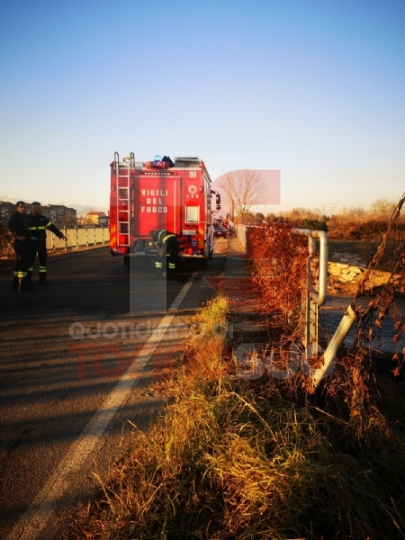 MONCALIERI - Esce di casa e muore nel Chisola: ritrovata dai vigili del fuoco all'altezza del ponte di strada Barauda